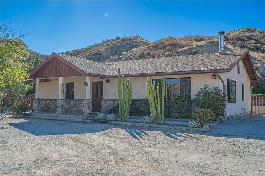 Property photo for 30845 The Old Dirt Road, Agua Dulce, CA