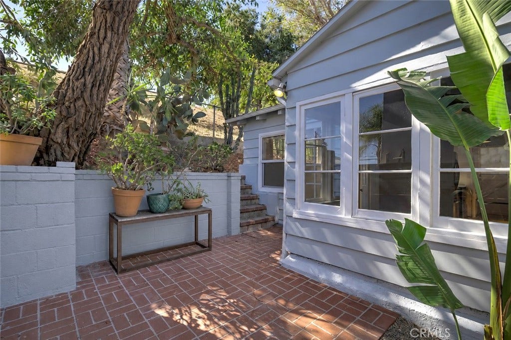 4559 Ensenada Drive, Woodland Hills, CA 91364 4559 Ensenada Drive, Woodland Hills, CA 91364
