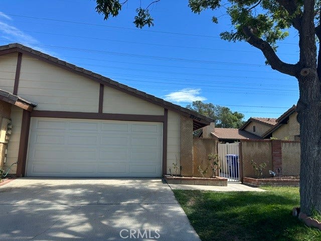 Property photo for 25770 Covala Court, Valencia, CA
