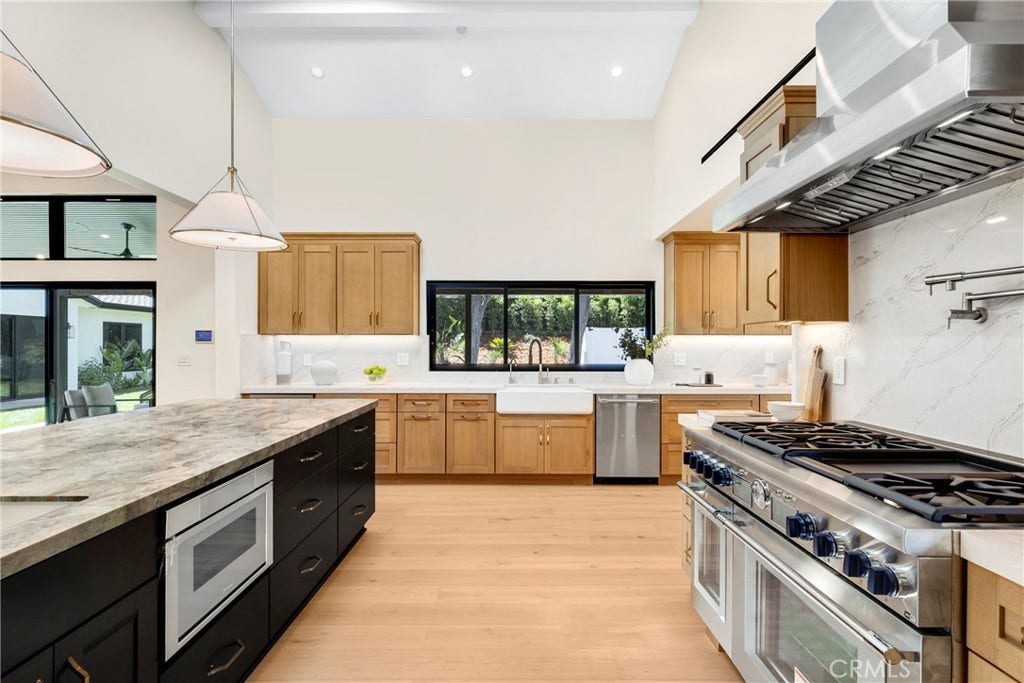 5200 Armida Drive, Woodland Hills, CA 91364 5200 Armida Drive, Woodland Hills, CA 91364