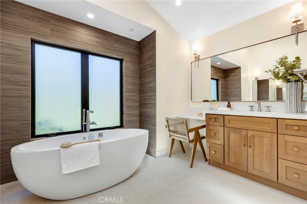 5200 Armida Drive, Woodland Hills, CA 91364 5200 Armida Drive, Woodland Hills, CA 91364