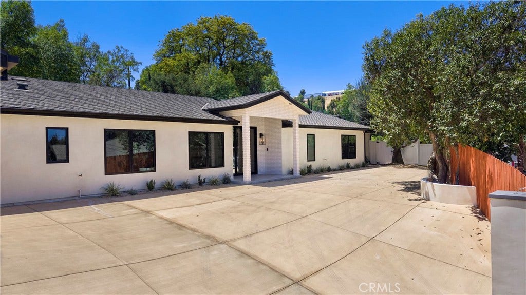 5200 Armida Drive, Woodland Hills, CA 91364 5200 Armida Drive, Woodland Hills, CA 91364