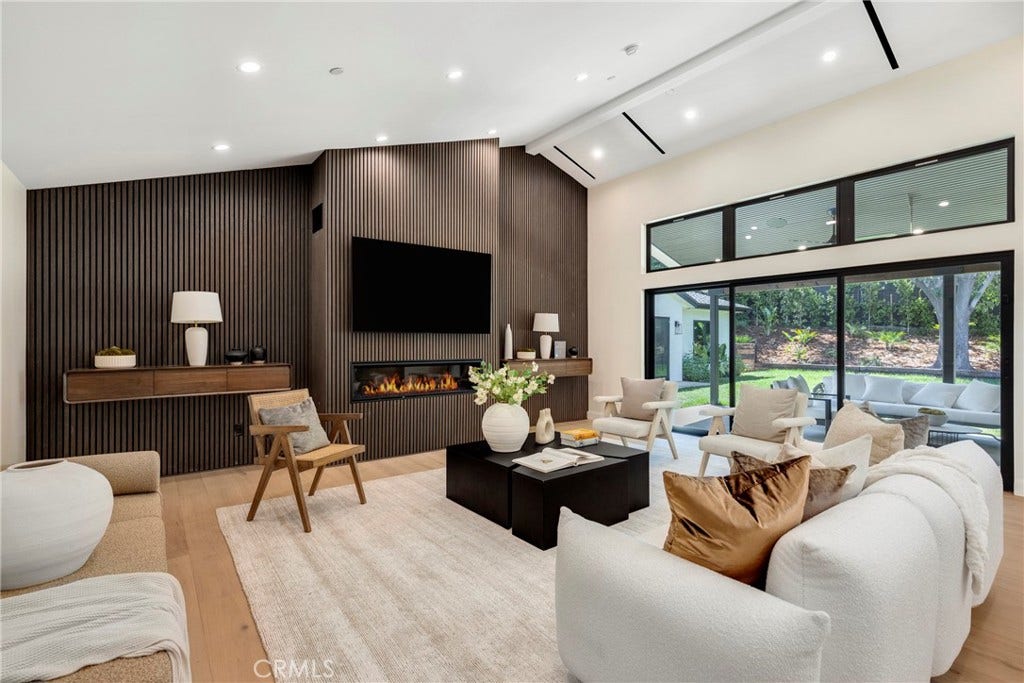 5200 Armida Drive, Woodland Hills, CA 91364 5200 Armida Drive, Woodland Hills, CA 91364