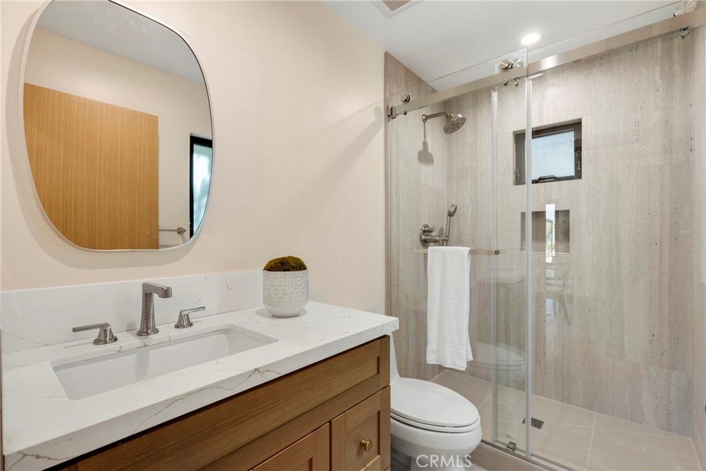 5200 Armida Drive, Woodland Hills, CA 91364 5200 Armida Drive, Woodland Hills, CA 91364