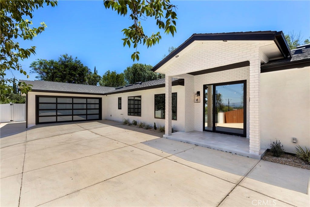 5200 Armida Drive, Woodland Hills, CA 91364 5200 Armida Drive, Woodland Hills, CA 91364