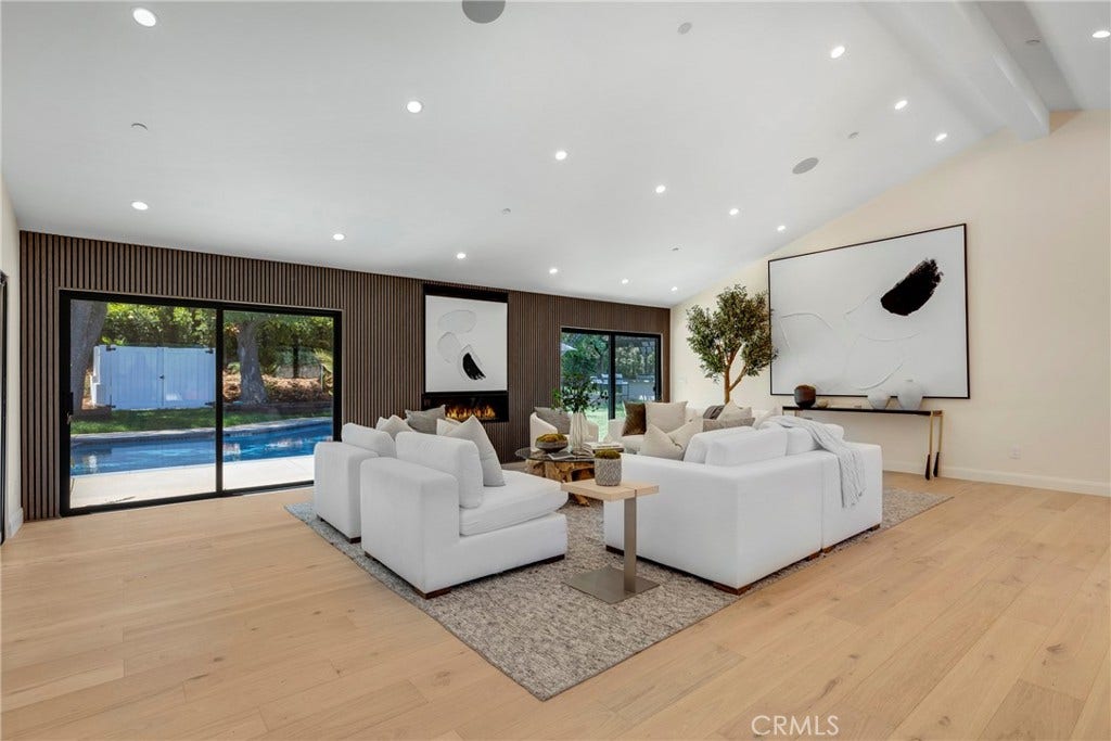5200 Armida Drive, Woodland Hills, CA 91364 5200 Armida Drive, Woodland Hills, CA 91364