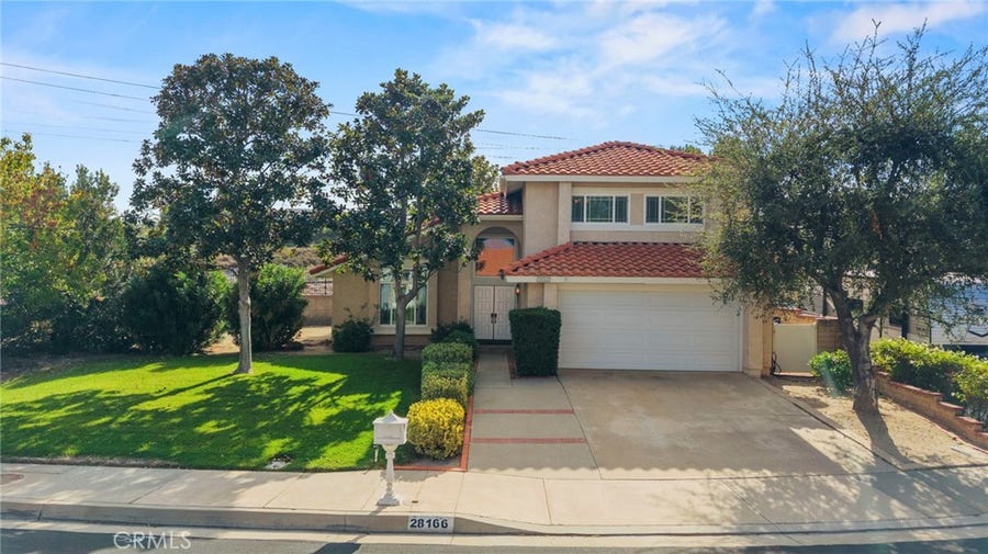 Property photo for 28166 Ebb Court, Saugus, CA