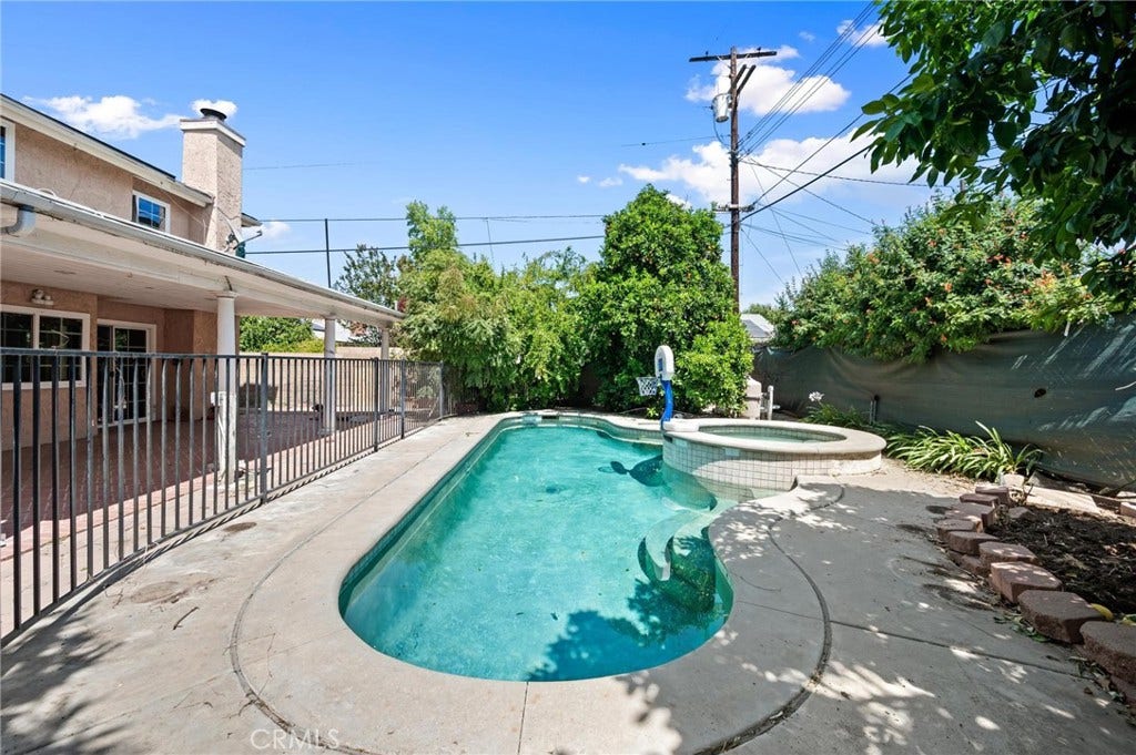 22606 Archwood Street, West Hills, CA 91307 22606 Archwood Street, West Hills, CA 91307