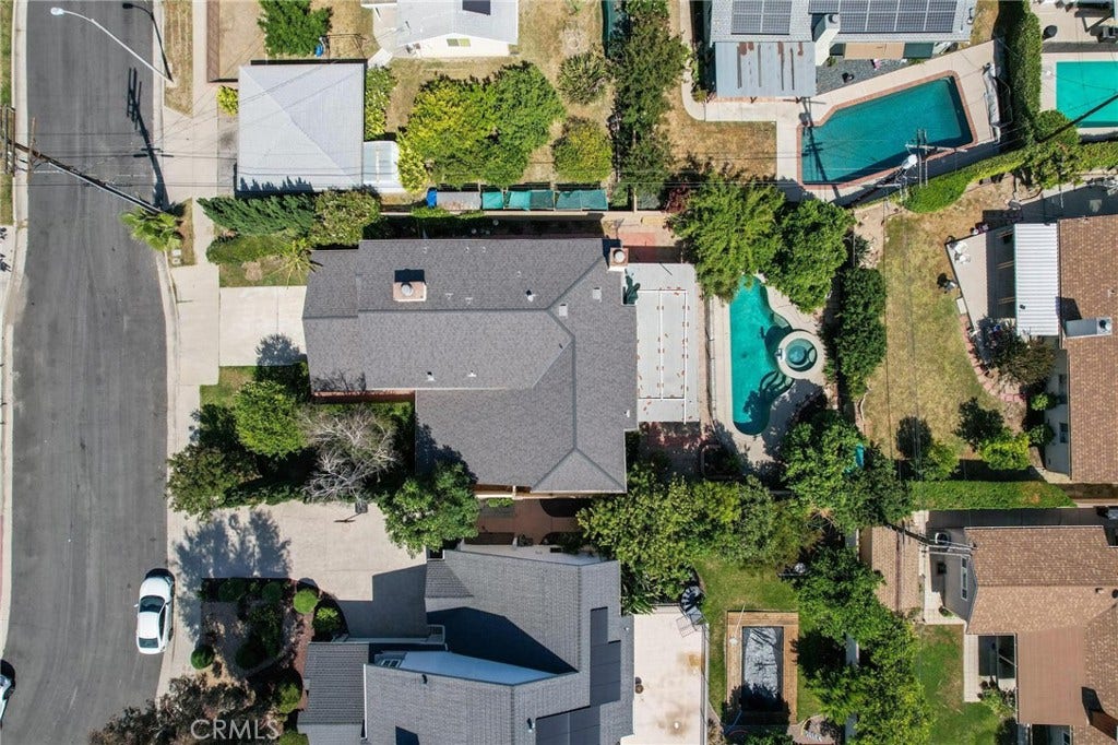 22606 Archwood Street, West Hills, CA 91307 22606 Archwood Street, West Hills, CA 91307