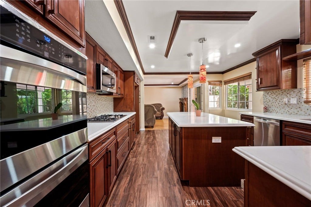 22606 Archwood Street, West Hills, CA 91307 22606 Archwood Street, West Hills, CA 91307