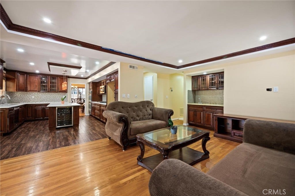 22606 Archwood Street, West Hills, CA 91307 22606 Archwood Street, West Hills, CA 91307