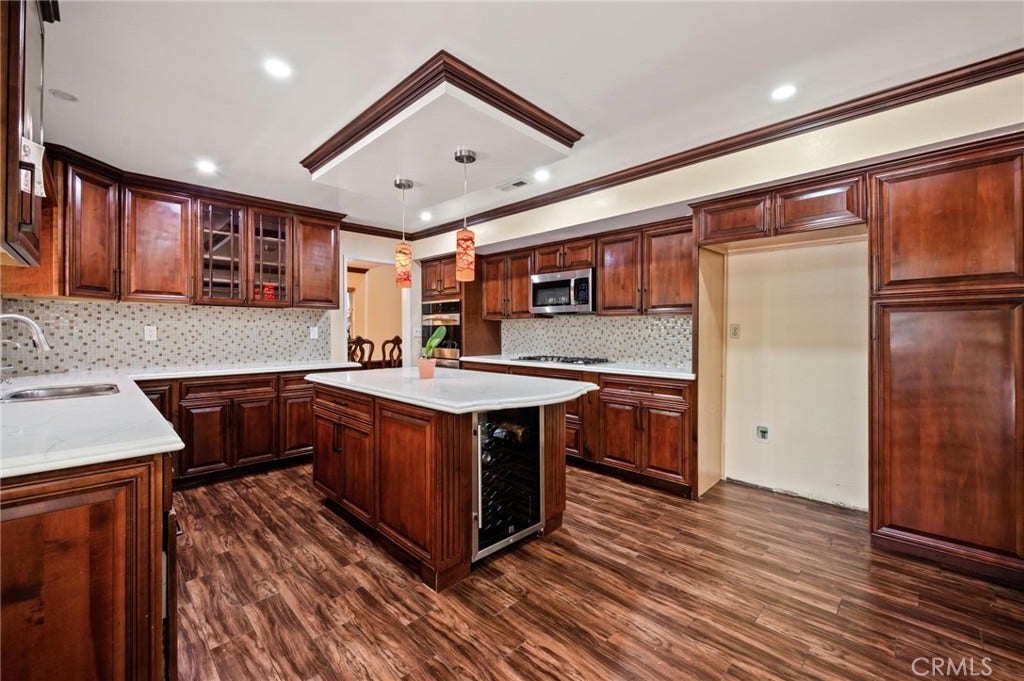 22606 Archwood Street, West Hills, CA 91307 22606 Archwood Street, West Hills, CA 91307
