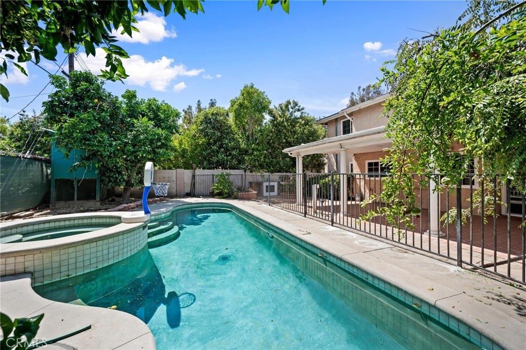 22606 Archwood Street, West Hills, CA 91307 22606 Archwood Street, West Hills, CA 91307