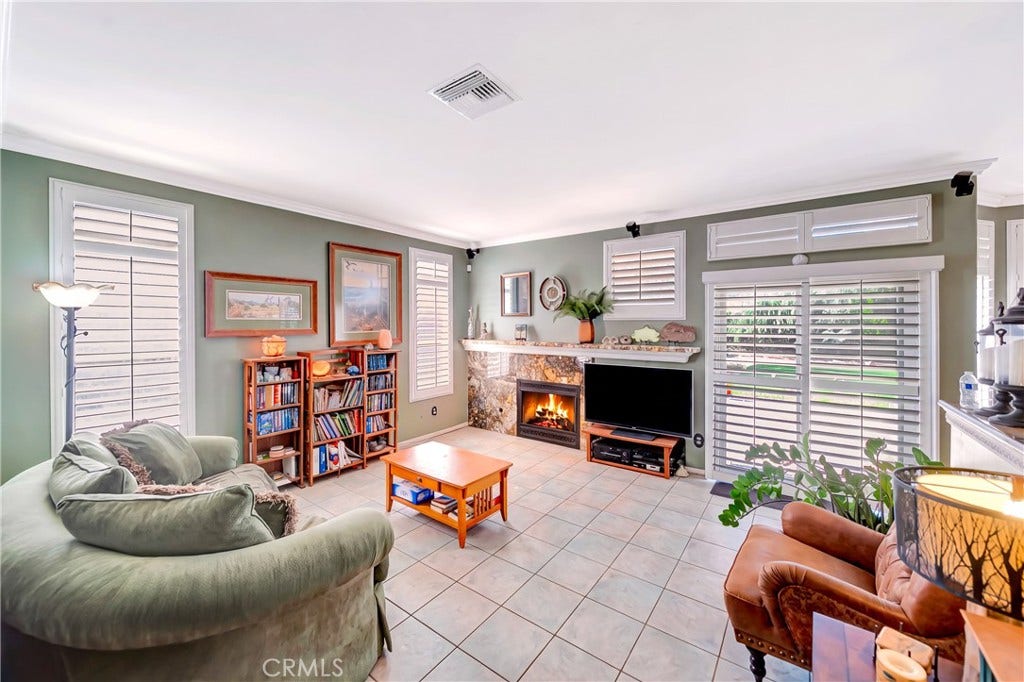 42025 Allan Drive, Lancaster, CA 93536 42025 Allan Drive, Lancaster, CA 93536