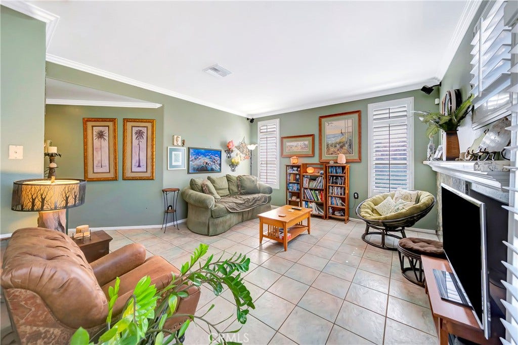 42025 Allan Drive, Lancaster, CA 93536 42025 Allan Drive, Lancaster, CA 93536