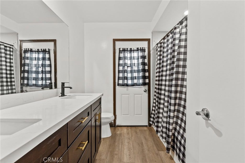 9724 Bothwell Road, Northridge, CA 91324 9724 Bothwell Road, Northridge, CA 91324
