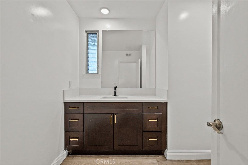 9724 Bothwell Road, Northridge, CA 91324 9724 Bothwell Road, Northridge, CA 91324