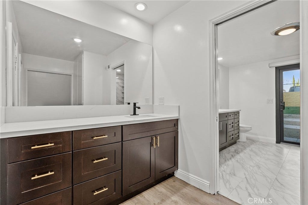 9724 Bothwell Road, Northridge, CA 91324 9724 Bothwell Road, Northridge, CA 91324