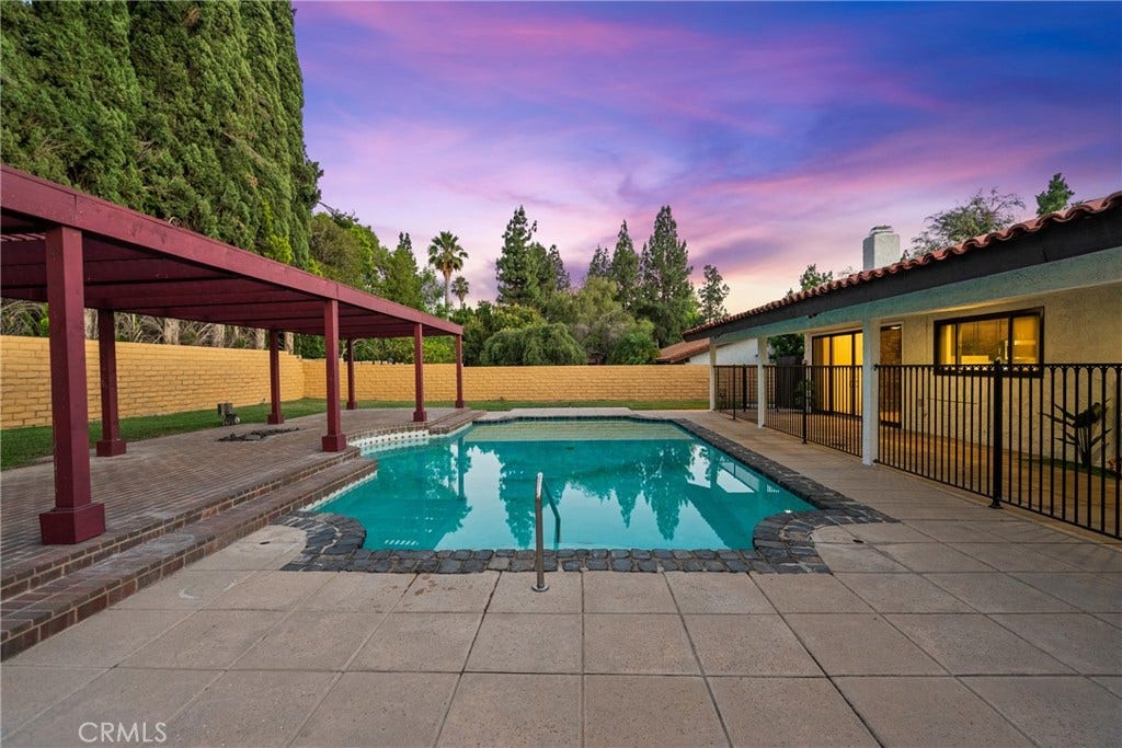 9724 Bothwell Road, Northridge, CA 91324 9724 Bothwell Road, Northridge, CA 91324