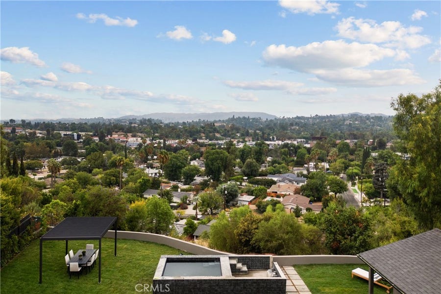 Property photo for 5746 Mcdonie, Woodland Hills, CA