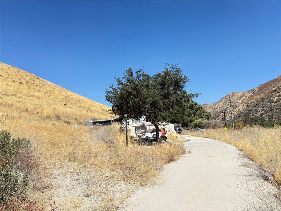 Property photo for 11561 Soledad Canyon, Agua Dulce, CA