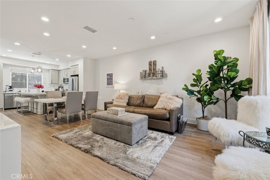 Property photo for 10738 Bloomfield, Toluca Lake, CA