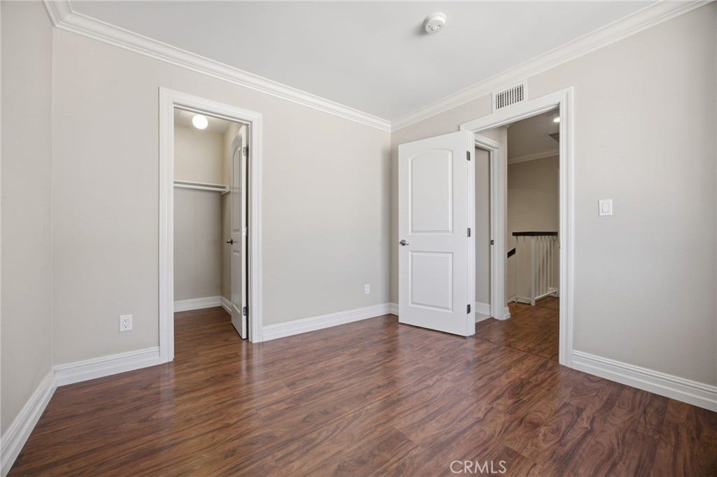19208 Hamlin Street, #5, Reseda, CA 91335 19208 Hamlin Street, #5, Reseda, CA 91335