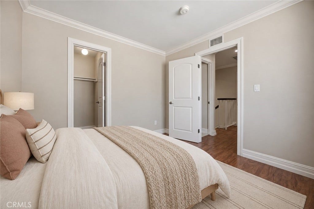 19208 Hamlin Street, #5, Reseda, CA 91335 19208 Hamlin Street, #5, Reseda, CA 91335