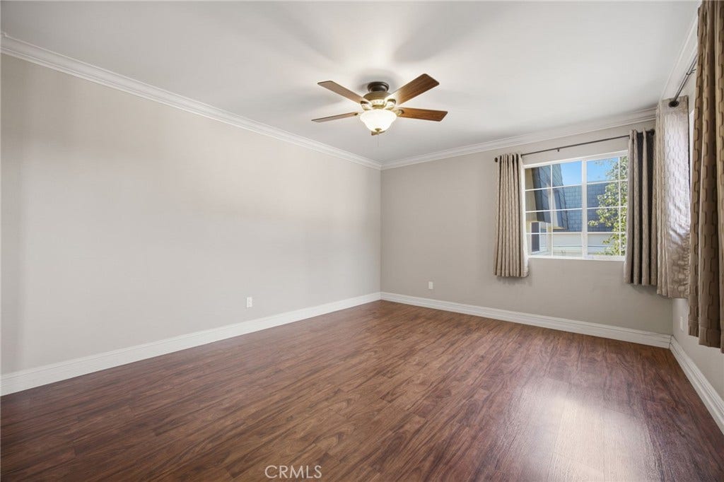 19208 Hamlin Street, #5, Reseda, CA 91335 19208 Hamlin Street, #5, Reseda, CA 91335