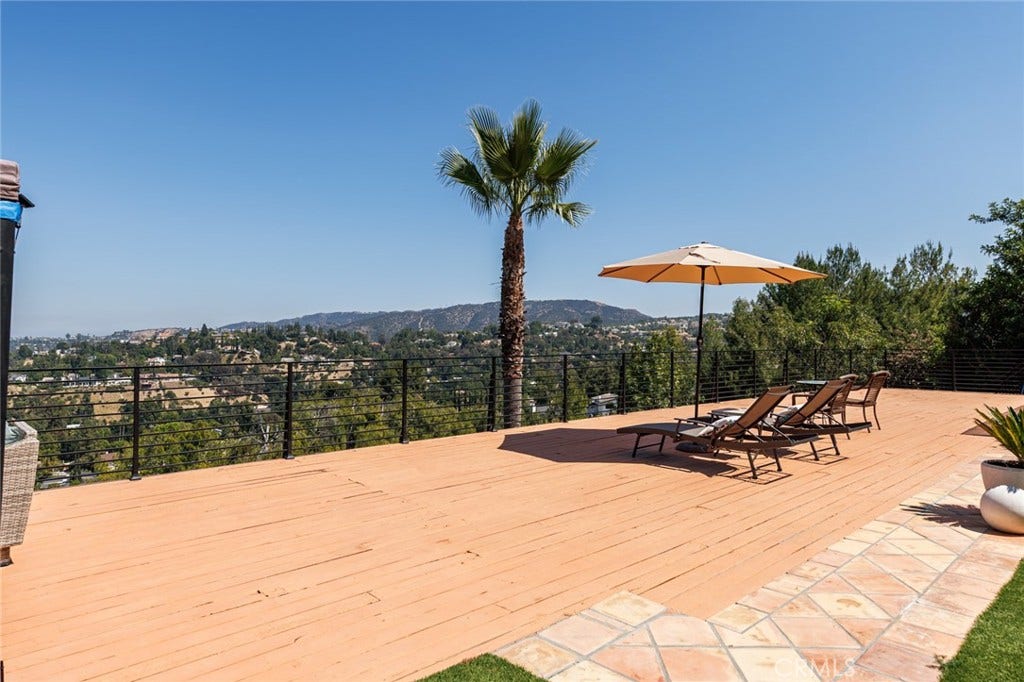 4534 Totana Drive, Tarzana, CA 91356 4534 Totana Drive, Tarzana, CA 91356