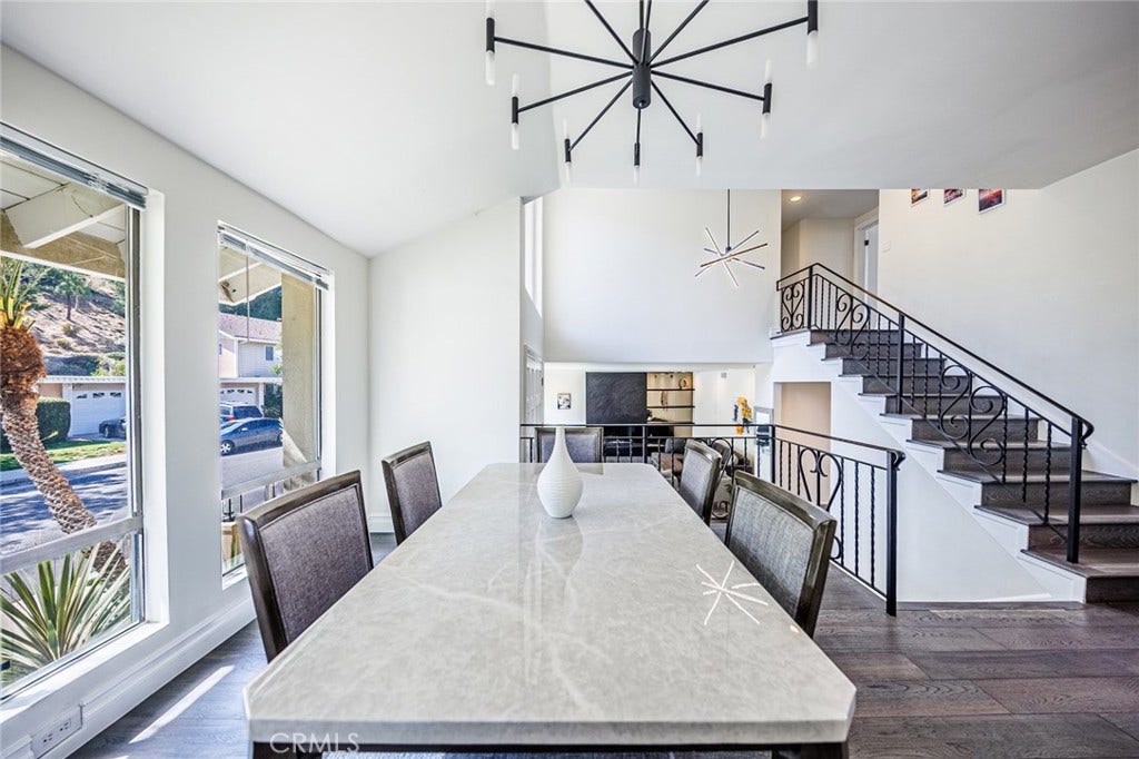 4534 Totana Drive, Tarzana, CA 91356 4534 Totana Drive, Tarzana, CA 91356