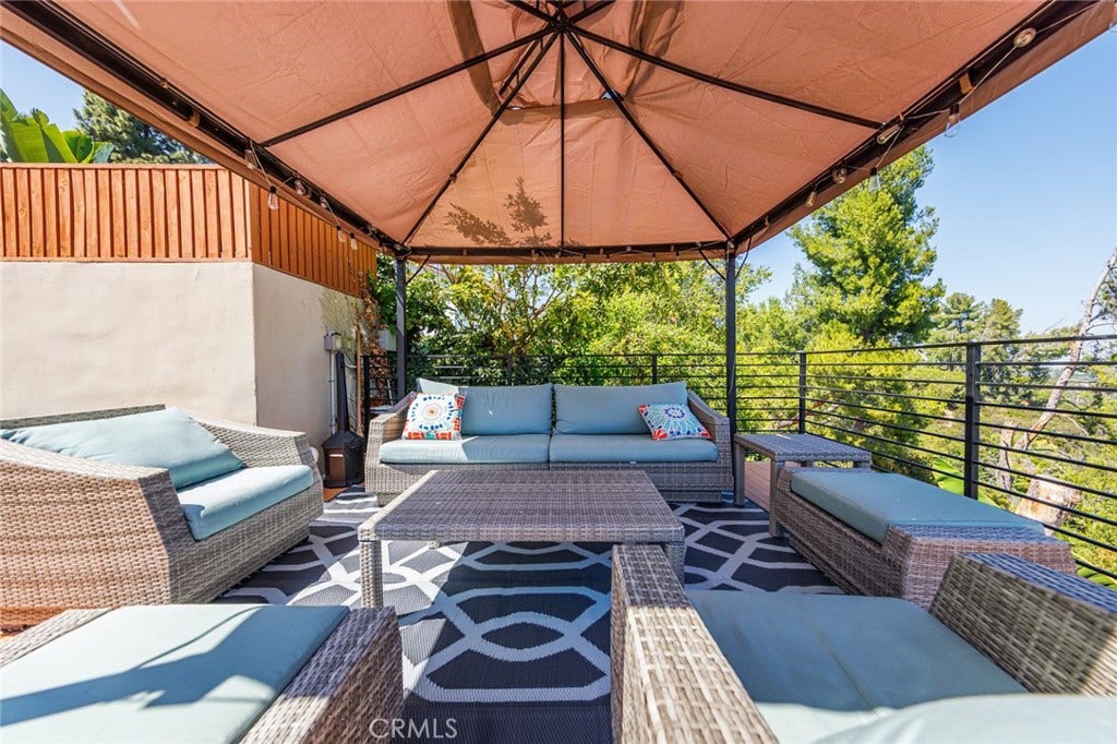 4534 Totana Drive, Tarzana, CA 91356 4534 Totana Drive, Tarzana, CA 91356