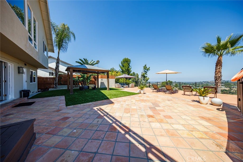 4534 Totana Drive, Tarzana, CA 91356 4534 Totana Drive, Tarzana, CA 91356