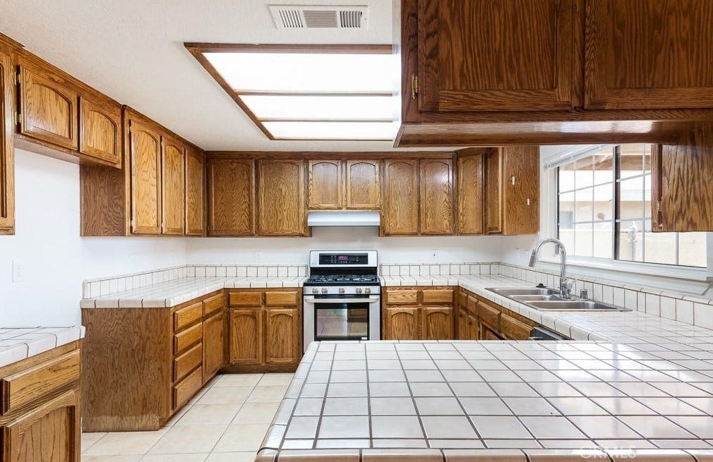 7173 Dogwood Avenue, California City, CA 93505 7173 Dogwood Avenue, California City, CA 93505