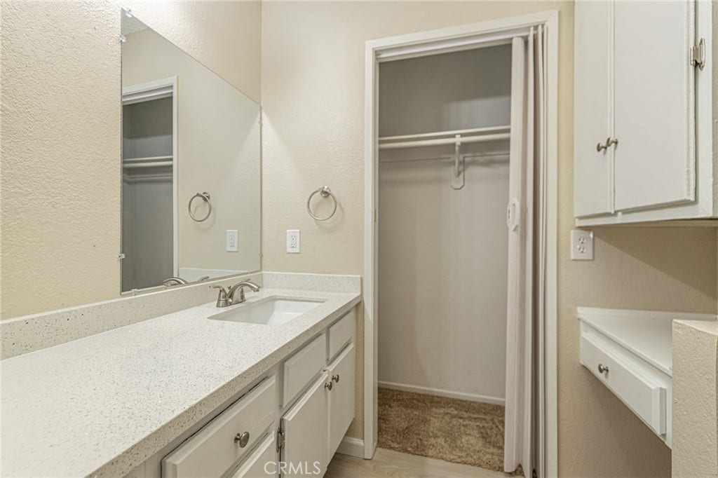 663 E Kettering, Lancaster, CA 93535 663 E Kettering, Lancaster, CA 93535