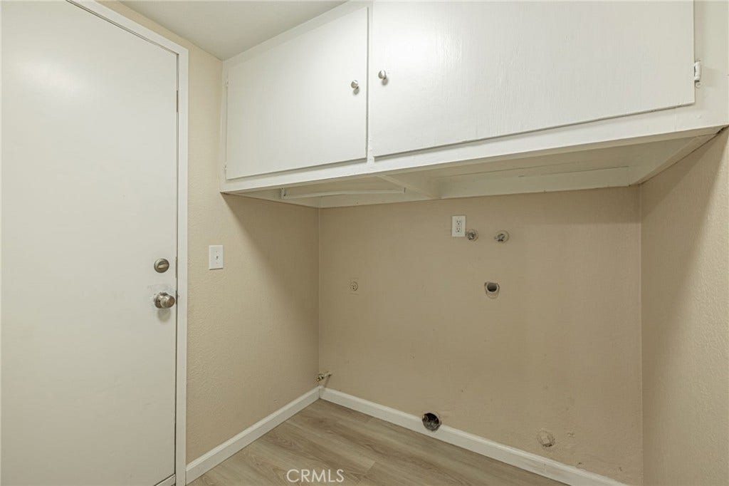 663 E Kettering, Lancaster, CA 93535 663 E Kettering, Lancaster, CA 93535