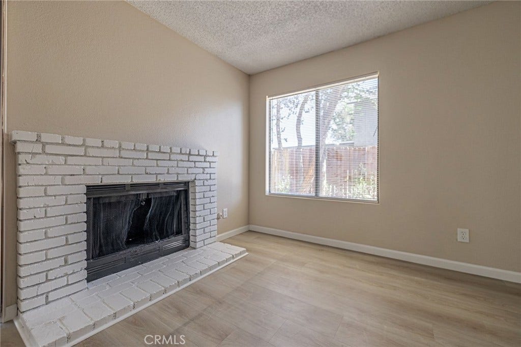 663 E Kettering, Lancaster, CA 93535 663 E Kettering, Lancaster, CA 93535