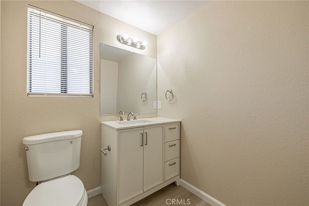 663 E Kettering, Lancaster, CA 93535 663 E Kettering, Lancaster, CA 93535
