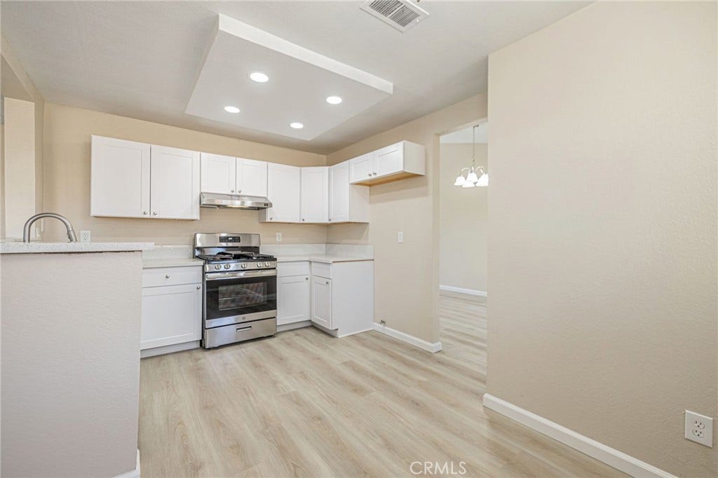 663 E Kettering, Lancaster, CA 93535 663 E Kettering, Lancaster, CA 93535