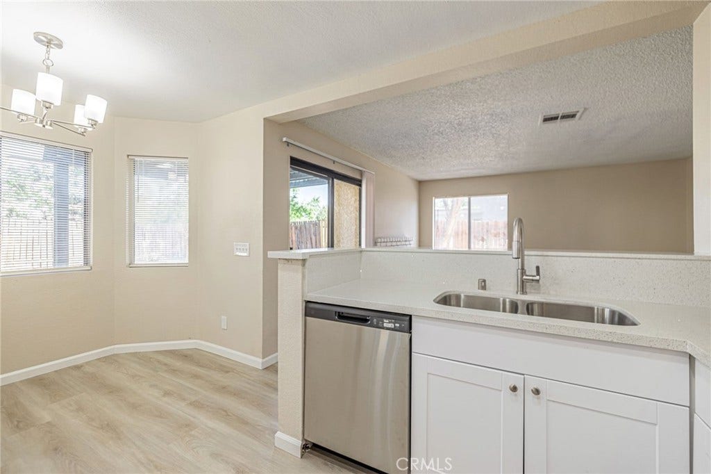 663 E Kettering, Lancaster, CA 93535 663 E Kettering, Lancaster, CA 93535
