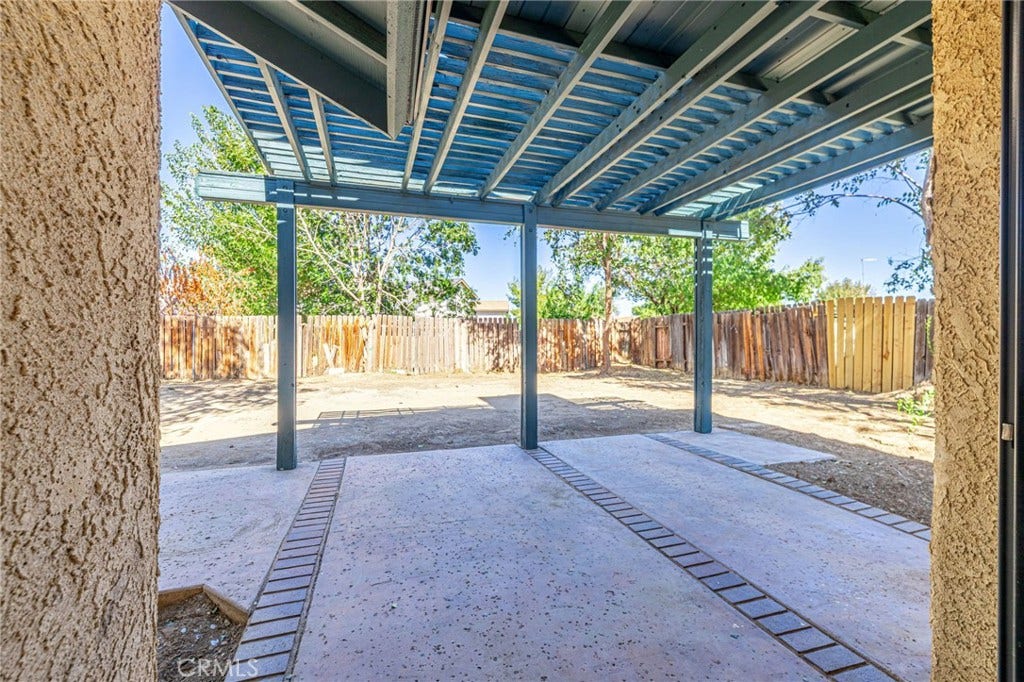 663 E Kettering, Lancaster, CA 93535 663 E Kettering, Lancaster, CA 93535