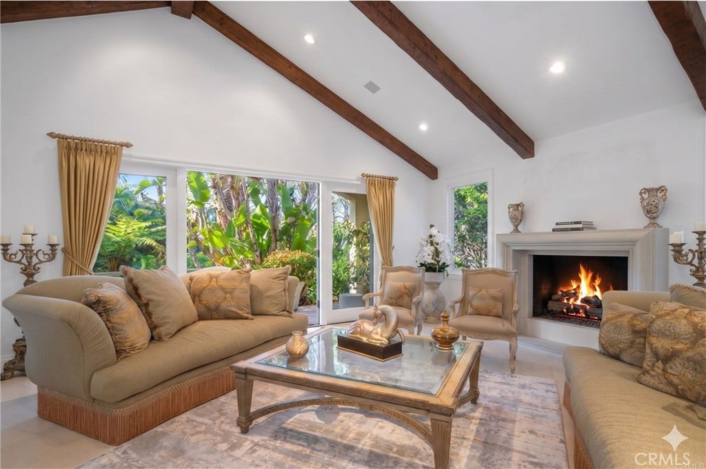 24142 Park Riviera, Calabasas, CA 91302 24142 Park Riviera, Calabasas, CA 91302