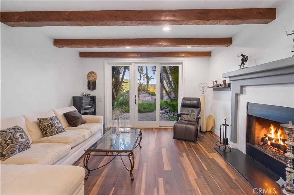 24142 Park Riviera, Calabasas, CA 91302 24142 Park Riviera, Calabasas, CA 91302