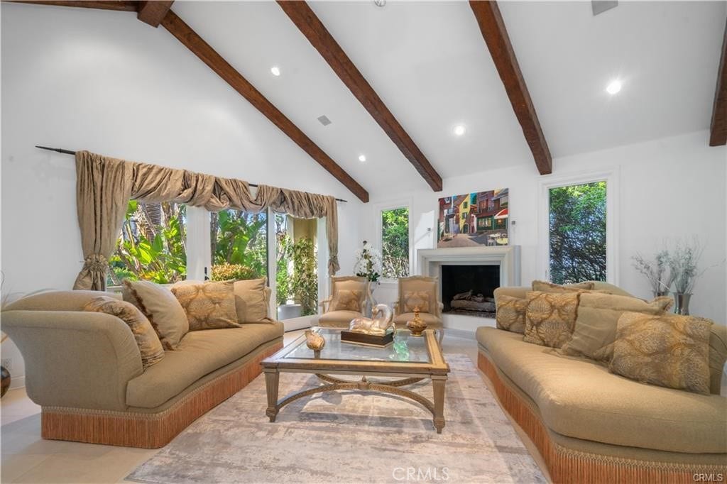 24142 Park Riviera, Calabasas, CA 91302 24142 Park Riviera, Calabasas, CA 91302