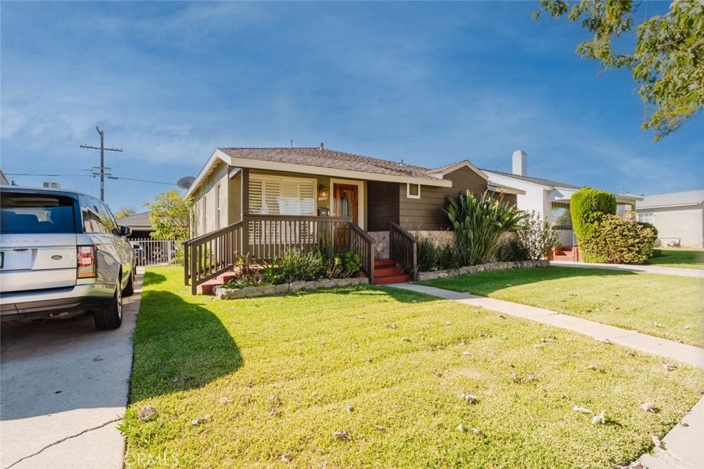 2036 W 95th Street, Los Angeles, CA 90047 2036 W 95th Street, Los Angeles, CA 90047