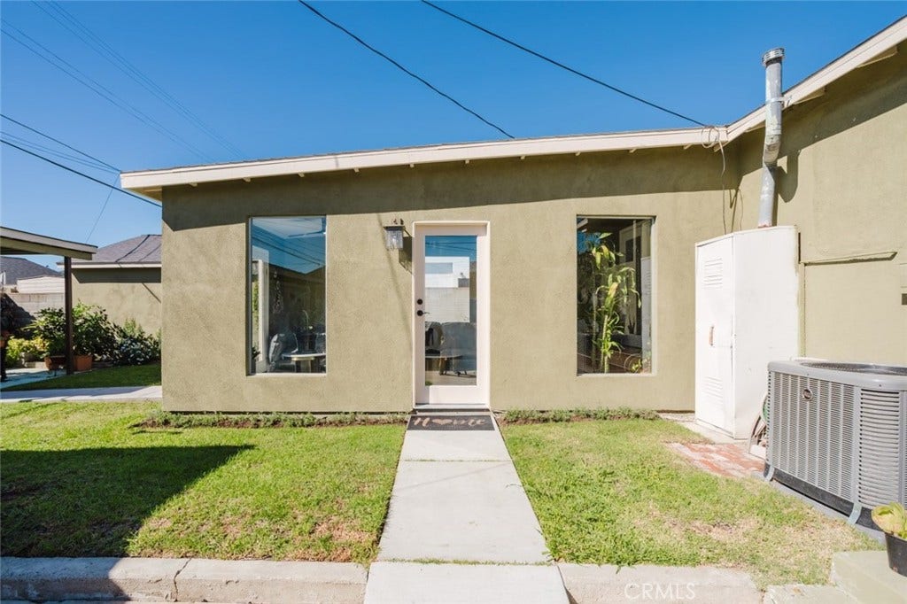 2036 W 95th Street, Los Angeles, CA 90047 2036 W 95th Street, Los Angeles, CA 90047