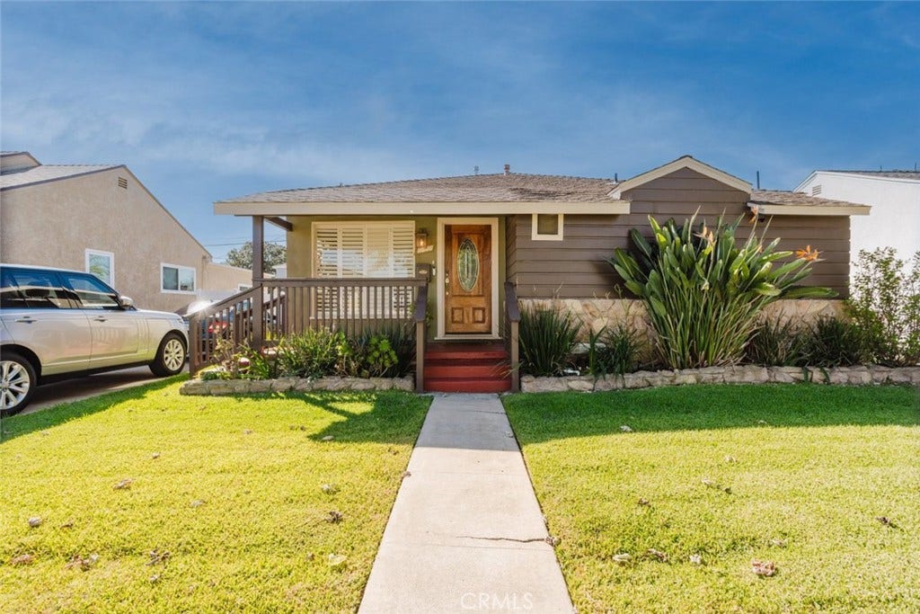 2036 W 95th Street, Los Angeles, CA 90047 2036 W 95th Street, Los Angeles, CA 90047