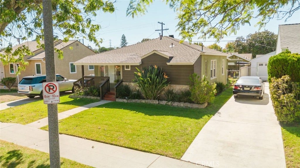 2036 W 95th Street, Los Angeles, CA 90047 2036 W 95th Street, Los Angeles, CA 90047