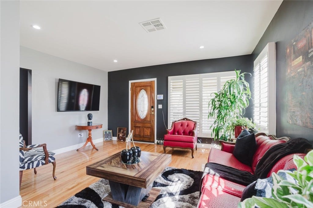 2036 W 95th Street, Los Angeles, CA 90047 2036 W 95th Street, Los Angeles, CA 90047
