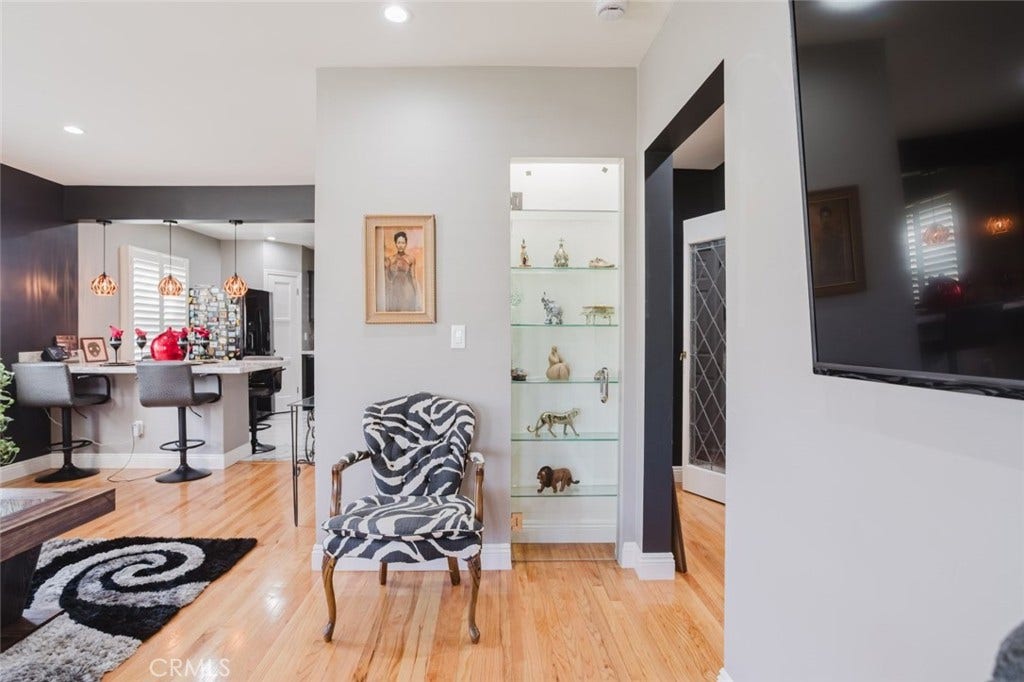 2036 W 95th Street, Los Angeles, CA 90047 2036 W 95th Street, Los Angeles, CA 90047